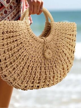 Handwoven Straw Circle-Handle Tote Bag in Natural Brown
